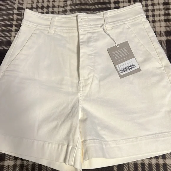 NWT Everlane the way high canvas short - Picture 2 of 3
